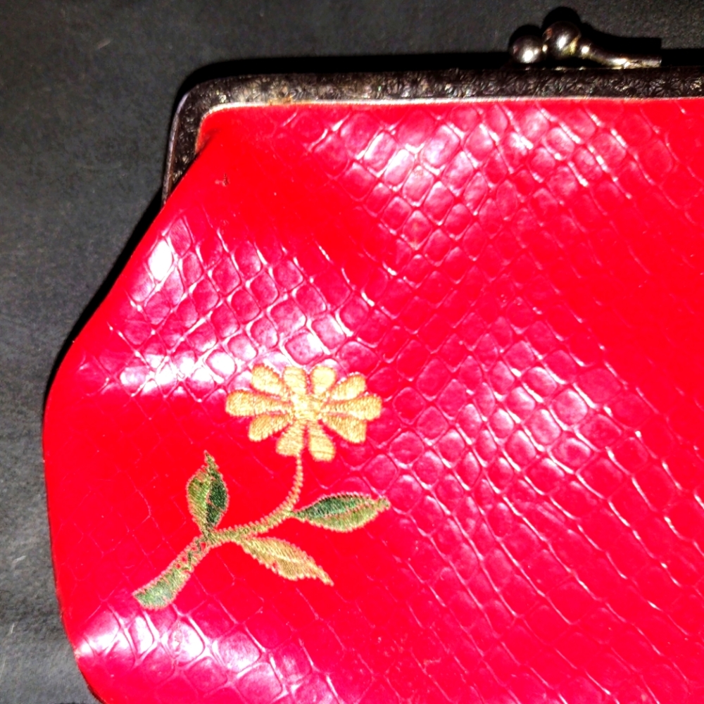 Vintage purse-6X4.5in.vintage clutch